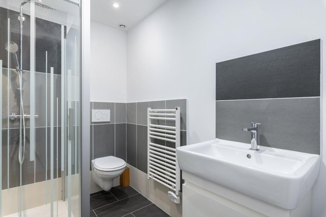Appartements Au Chateau Ars Ars-sur-Formans Exteriér fotografie